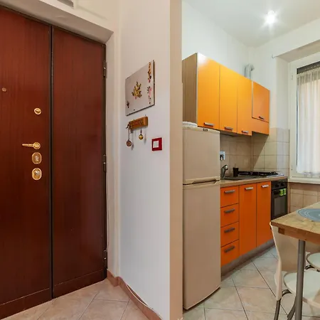 Guesthost - Piazzale Delle Provincie Apartamento *